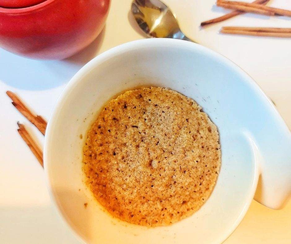 I am in love with this sweet cinnamon sugar snickerdoodle mug cake. Sweet and cozy spices are yummy for anytime, but especially when the weather is cooler with a favorite hot drink. It takes 1 minute in the microwave, and is keto, low-carb, gluten-free, and crazy delicious!